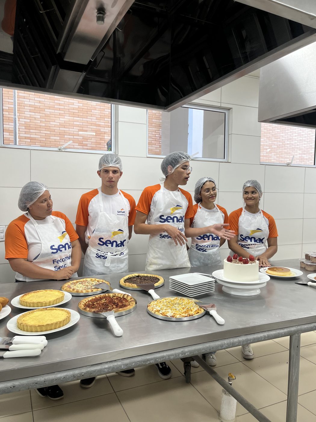 Curso de confeitaria — bolos e salgados