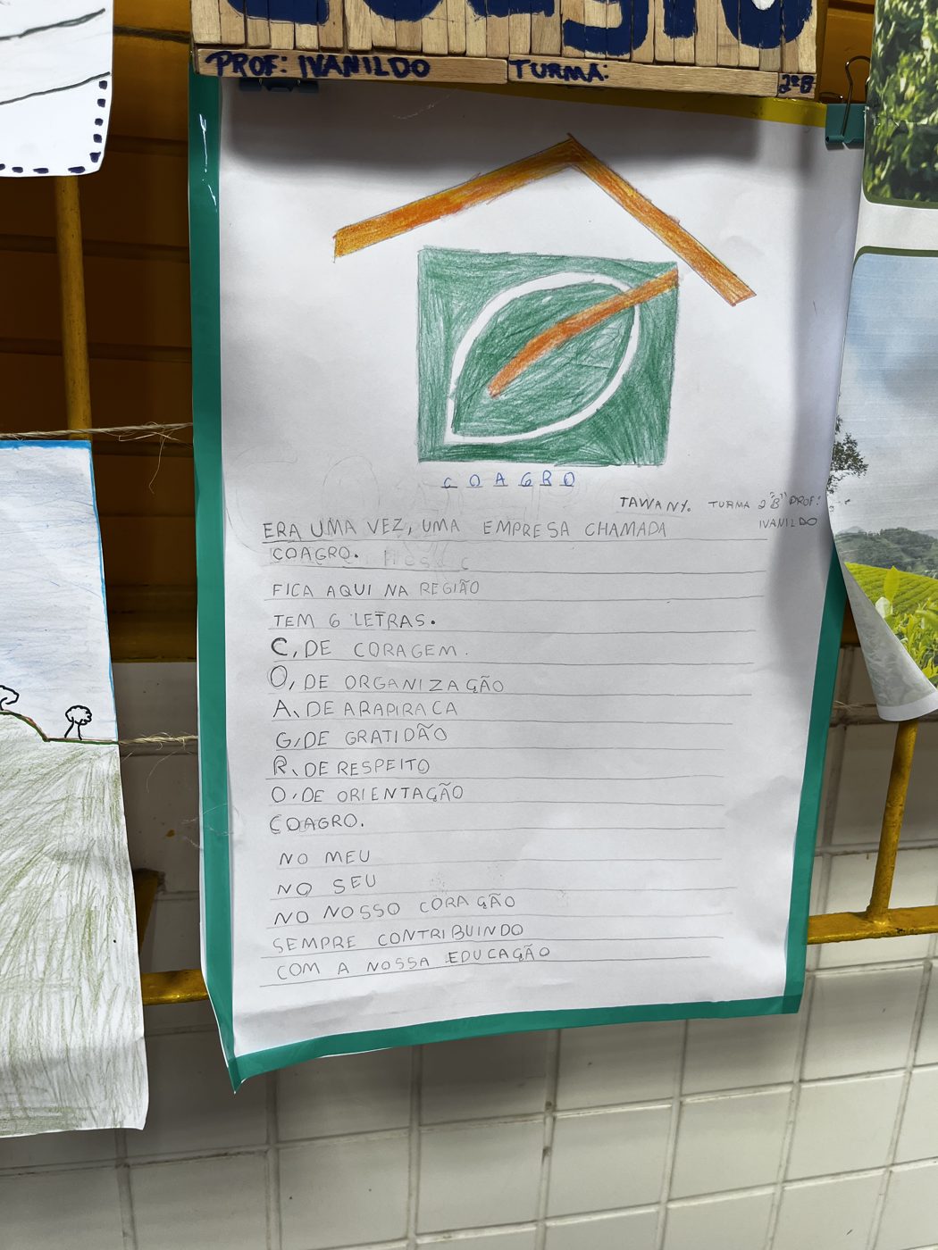 Entrega dos kits escolares na Escola de Ensino Fundamental Clodoaldo Pedro da Silva