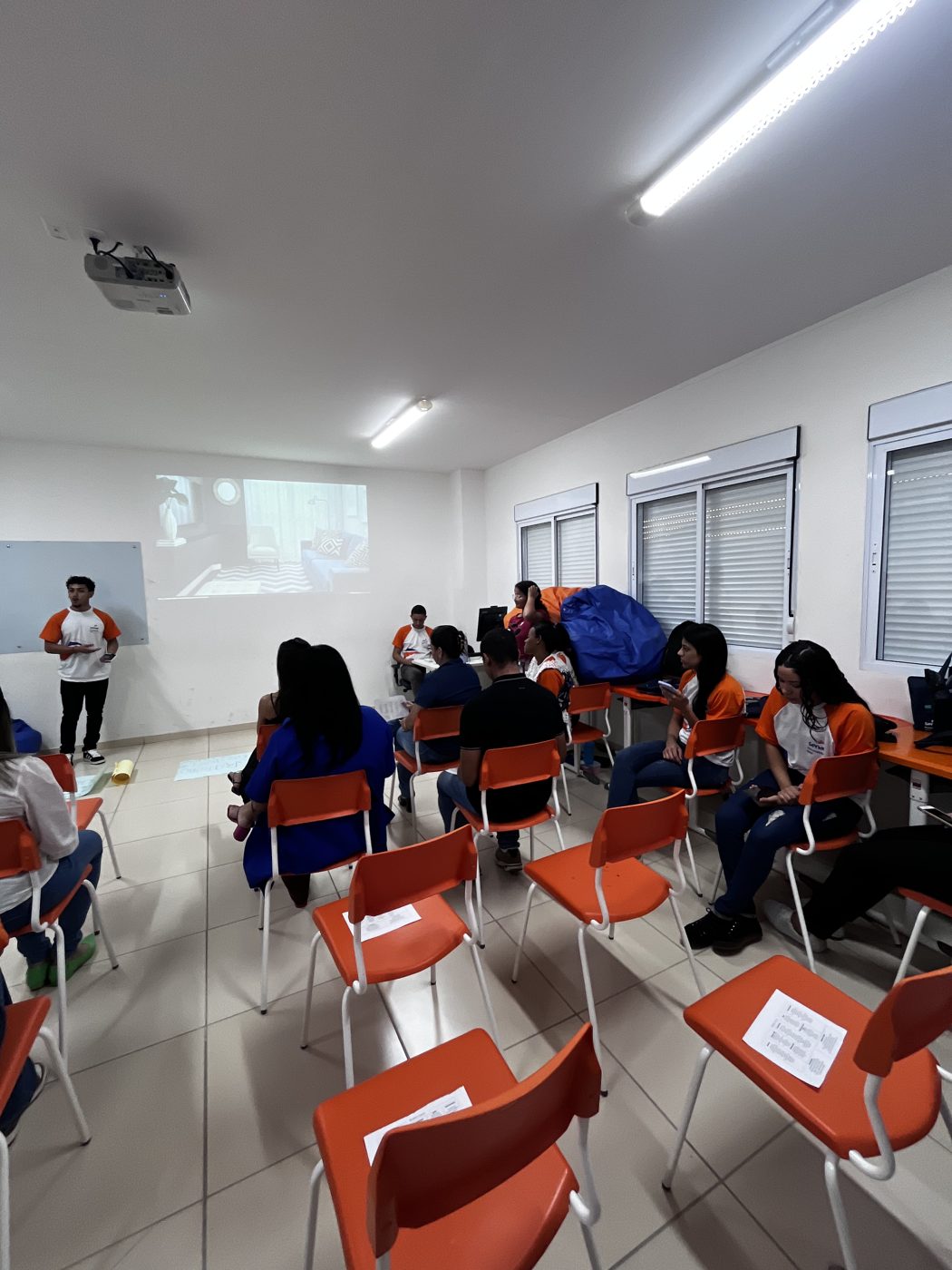 Visita ao Senac — acompanhamento da apresentação dos alunos da turma 2025